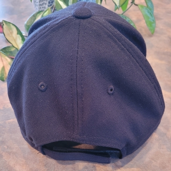 ONE TEN Ballcap with Embroidered Detail, Black, Adjustable - Picture 4 of 8
